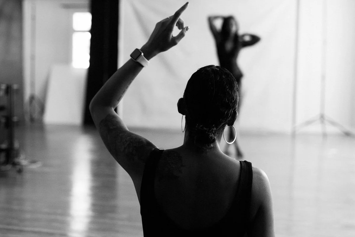 Barbados based photographer Aniya Emtage specializes in contemporary portrait photography. Aniya Emtage is known for her emotive black-and-white photography. Aniya Emtage travels worldwide for portrait commissions.